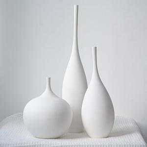 Relexome White Ceramic Vase Modern Boho Wabi-Sabi Flower Vase 1 Decorative Aesthetic Vases for Centerpieces Pampas Matte Minimalist Vase for Living Room Table Shelf Home Decor Gift