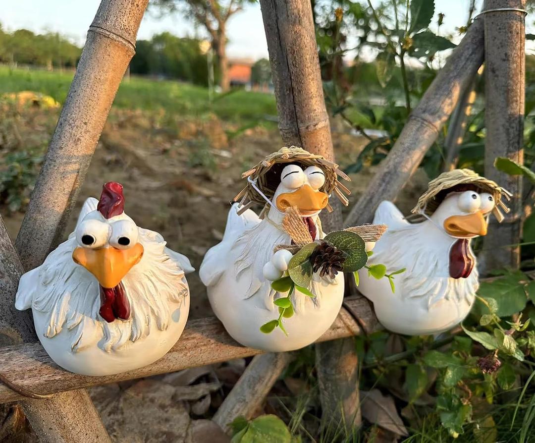 Teaeeno Chicken Fence Decor Statues,Funny Farm Sculpture Chicken Decorations,3 Chickens a Set,Resin Chicken Figurines,Cute Animal Outdoor Sculpture for Home Garden Stairs,Farm,Patio,Backyard (Ivory)