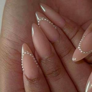 French Tip Press on Nails Almond Medium Nude Glossy False Fake Nails Press ons Full Cover Artificial Stick on Nail with White Pearls French Design Fake Nail 24Pcs Reusable for Women