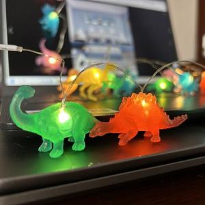Dinosaur String Lights - 9.8FT 30LED Jurassic Themed Dinosaur Lights for Kids Room, Birthday Party & Christmas Easter Halloween Decor, Battery Operated (8 Mode)