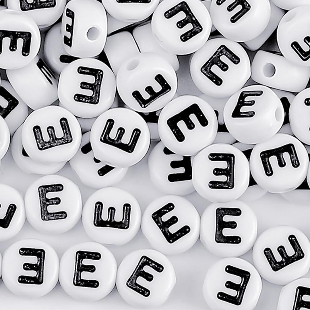300pcs Letter E Beads, 4x7mm Flat Round Individual Acrylic Name Alphabet Beads Bulk for Friendship Bracelet Jewelry Keychains Craft Making, Black E (Small Pack)