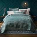 RECYCO Luxury Velvet Quilt Set Full Queen Size, Lightweight Velvet Comforter Set, Oversized Bedspread Coverlet Quilted Bedding Set, with 2 Matching Pillow Shams, for All Season, Aqua Green