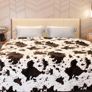 Cow Print Blanket Soft Warm Twin Blankets and Throws Bedding Fleece Blanket Cozy Flannel Black Bed Blanket Couch Sofa Throw Blanket Gift for Valentine Mother Father Couple 60x80 inch