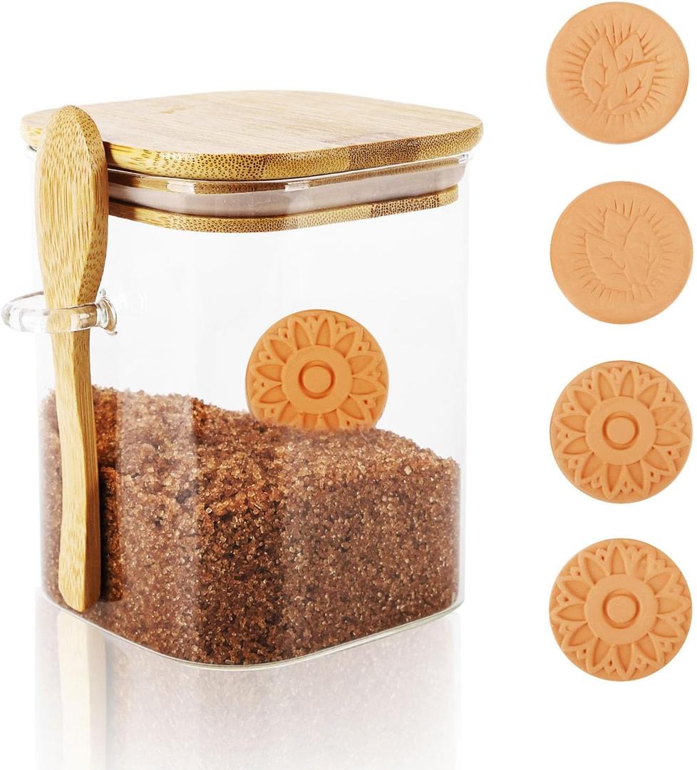 Brown Sugar Keeper Containers, Food Storage Jars with 4 Terra Cotta Brown Sugar Savers, Lids and a Spoon, Suitable for Storing Food/Spices/Candies/Coffee Beans(Glass,0.9Qt/30Oz/850Ml)