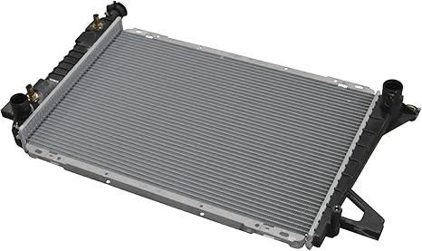 TRQ Radiator Assembly Aluminum Core Compatible with 85-96 Ford Bronco F-150 F-250 97 F-250 HD 85-97 F-350 CU1453 FO3010135