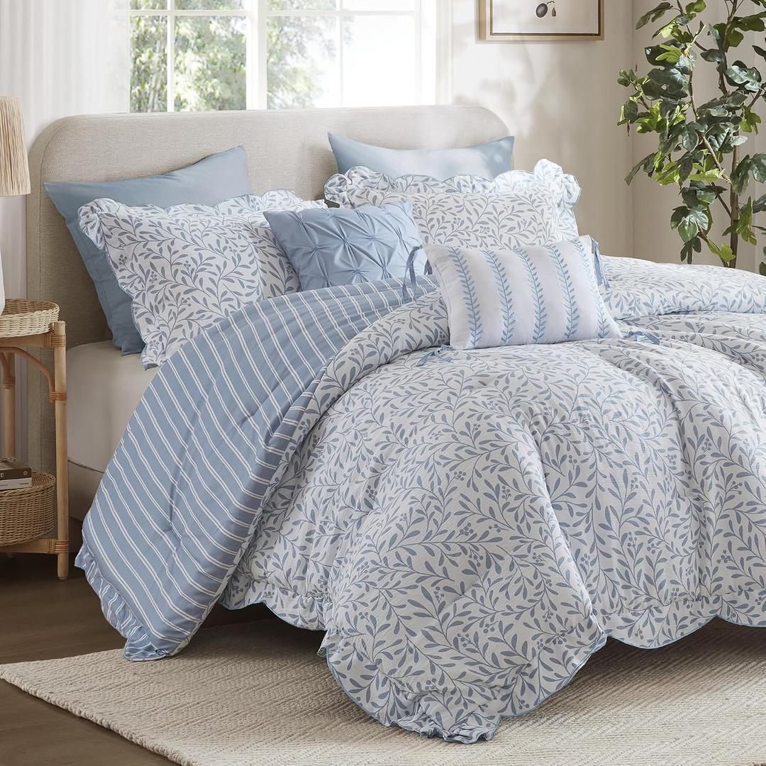 Madison Park 5-Piece Reversible Botanical Comforter Set - Summer Floral Print with Scalloped Edges, Lightweight Bedding with Decorative Pillows, Queen, Blue | Reversible, Lightweight