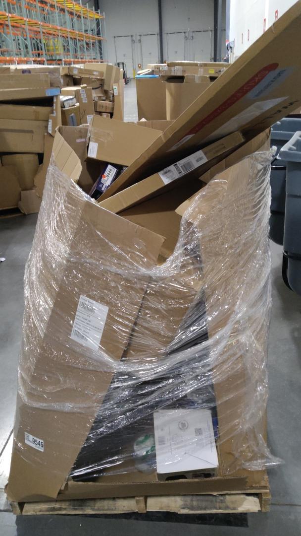 Pallet of Salvage Items 