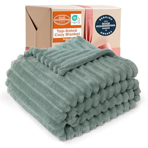 Bedsure GentleSoft Sage Green Throw Blanket for Couch - Cozy Soft Spring Blankets for Women, Cute Small Fleece Throws Spring Gifts for Women Teen Girls, Sage Green Decor Room Home, 50x60 Inches