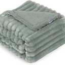 Waterproof Dog Blanket, Soft Fleece Blanket for Couch Protector, Reversible Pet Blankets Furniture Protector Cover for Small Medium Large Dogs Cats (Green, 30"x40")