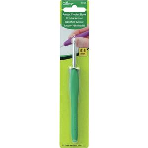 Amour Crochet Hook: 5.50mm