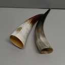 2pcs Cow Horns in Vase Traditional Horn Crafts Home Decor Wall Vases for Flowers Cow Wall-Mounted Bull Wall Decor Arrangement