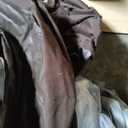 Beautyrest Duet Queen Air Mattress Two Sleep Zones, Adjustable Firmness and Edge Support, Built-in Tri-Zone Pump, Raised Height, Puncture-Resistant Vinyl, Carry Bag