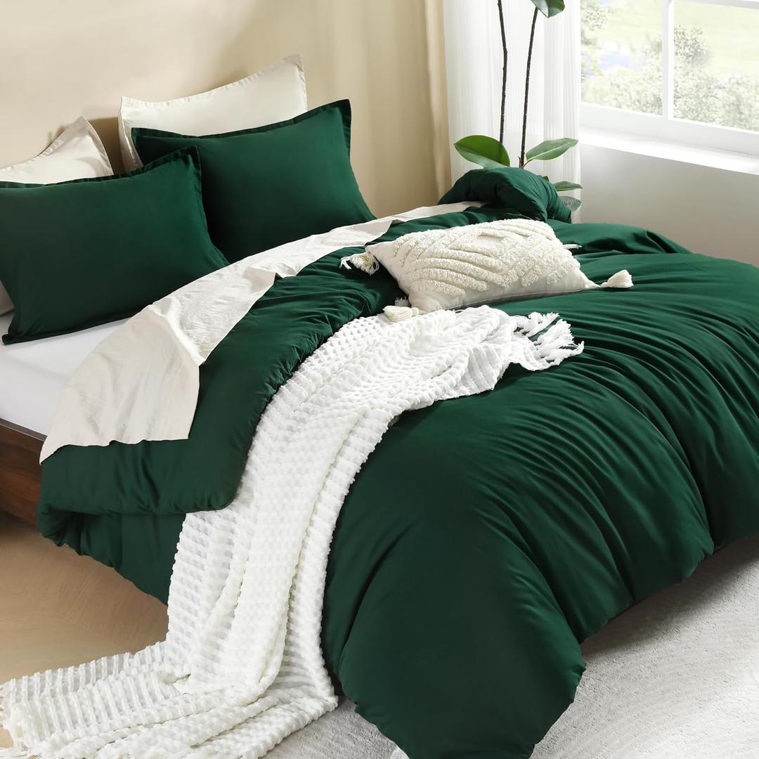 Litanika Dark Emerald Green King Comforter Set, 3 Pieces Solid Forest Bedding Set, All Season Fluffy Bed Set (104x90In Comforter & 2 Pillowcases) (King (104"x90"), 15 - Emerald Green)