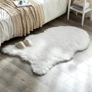 MIULEE Luxury Super Soft Fluffy Area Rug Faux Fur Plush Large Sheepskin Rug Decorative Christmas Shaggy Carpet for Bedside Sofa Floor Nursery 3 x 5 Feet, White