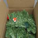 Christmas Garland with Lights, 9FT Prelit Christmas Garland Battery Operated Christmas Wreath with Pine Cones, Red Berries, Artificial Xmas Garland for Mantle, Fireplace, Stairs, Outdoor Decorations (Green)