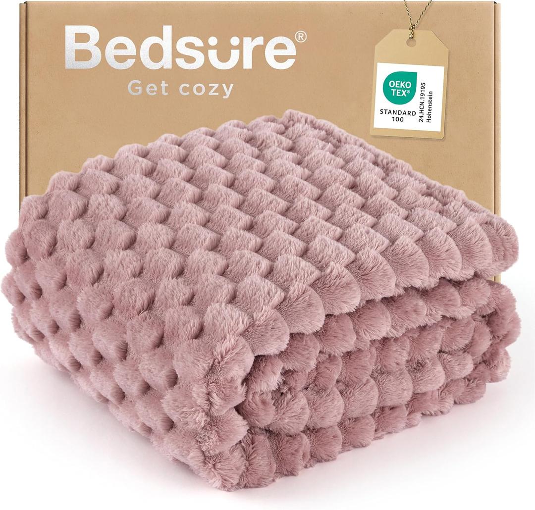 Bedsure Dusty Rose Throw Blanket for Couch - 350GSM Fluffy Plush Bubble Blanket for Bed Home Room Decor, GentleSoft Cute Fleece Soft Cozy Gifts for Women Girls, 08 - Dusty Rose, Throw (50" x 60")