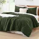 Litanika Dark Olive Green California King Comforter Set, 3 Pieces Cal King Oversized Chevron Tufted Bedding Comforter Sets, Fluffy Bed Set (104x96In Comforter & 3 Pillowcases)