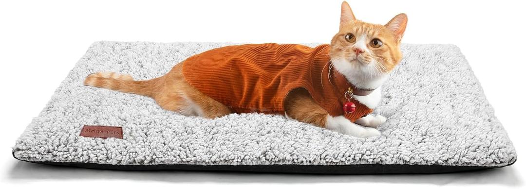 Self Warming Cat Bed Self Heating Cat Dog Mat 29.1 x 18.9 inch Extra Warm Thermal Pet Pad for Indoor Outdoor Pets with Removable Cover Non-Slip Bottom Washable (Light Gray)