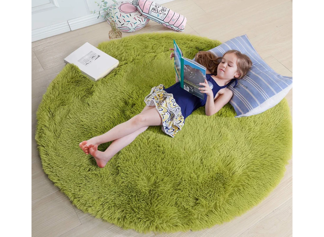 Grass Green Round Rug 4Ft for Bedroom, Fluffy Shag Circle Area Rugs for Kids Room Classroom Nursery, Cool Living Room Decor Aesthetic, Cute Fuzzy Moss Floor Carpet for Preppy Dorm Apartment, Circular