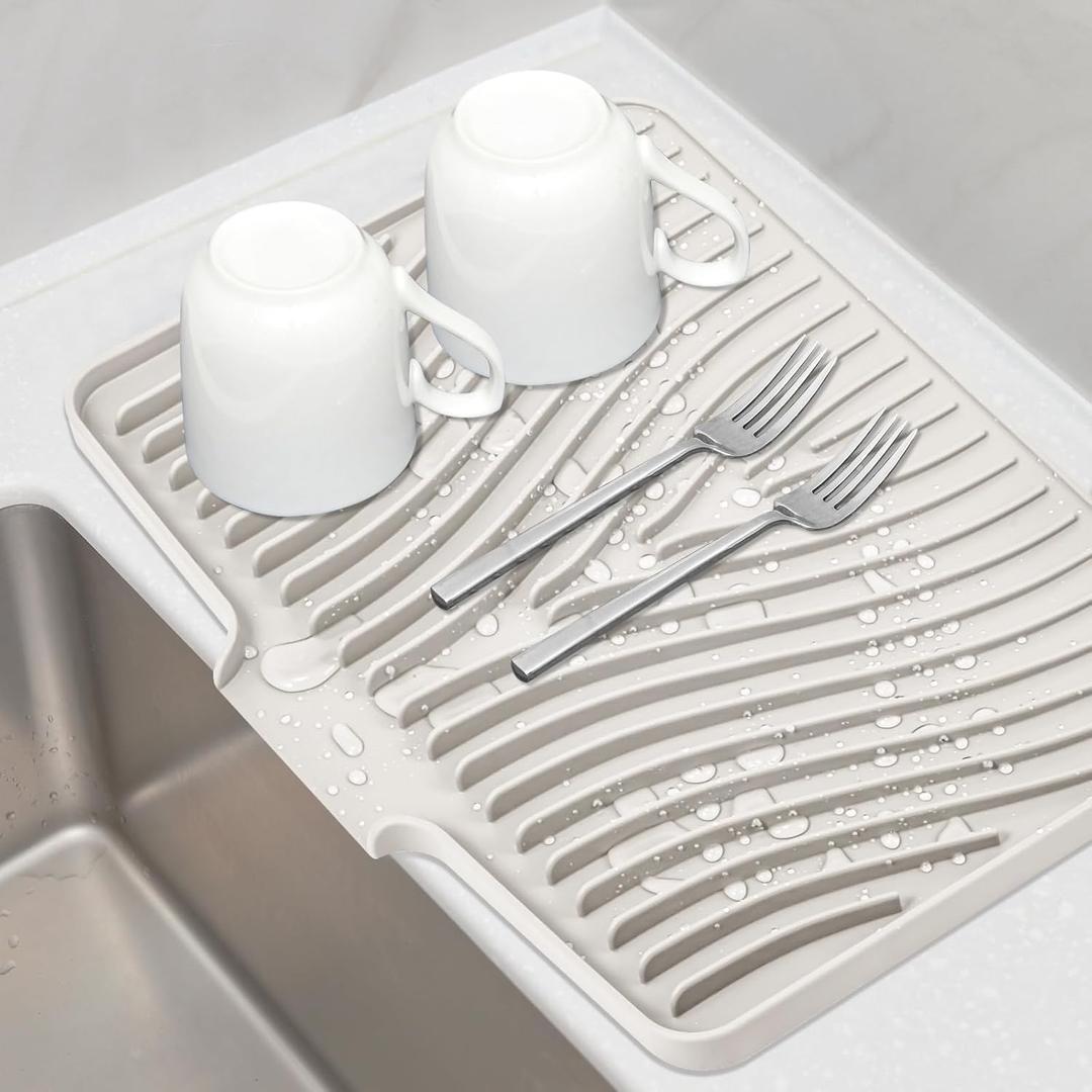 Silicone Dish Drying Mat, Stone Drying Mat for Kitchen Counter with Built-In Drain, Non-Slip Drain Pad with Built-in Drain, Heat Resistant Stone Drying Mat, Hangable, Cream-1pcs, 20" x 15"