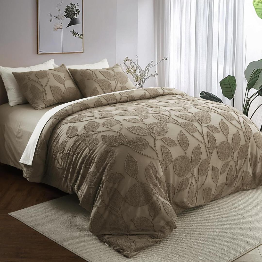 Brown Duvet Cover King Size - 3 Pieces Shabby Chic Tufted Leaf Bedding Set, Includes 1 Duvet Cover 104x90 Inches with 8 Corner Ties & 7 Buttons, 2 Pillow Shams, Boho Home Bedding