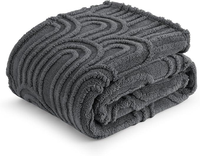 Bedsure Grey Throw Blanket for Couch - Super Soft & Cozy Summer Blankets for Women, Fluffy Fleece Throw for Girls, for Women Men, Ideal for Room, Home & Bedroom Decor, 50x60 Inches