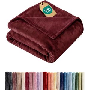 Ultra Soft Fleece Blanket King Size - Flannel Fleece Luxury King Blanket - Lightweight for Couch Bed Chair - Thick, Warm & Breathable - All Season Cozy Fuzzy, Anti-Static Microplush Bedding, Burgundy