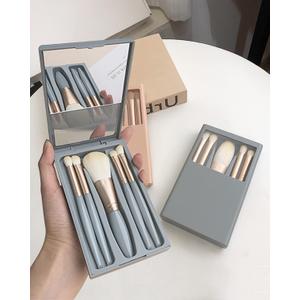 Travel Size Makeup Brushes Set, Easy-taken Mini Makeup Brush Set with Case and Mirror, Small Complete Function Cosmetic Brushes Kit Perfect for On The Go (Blue)