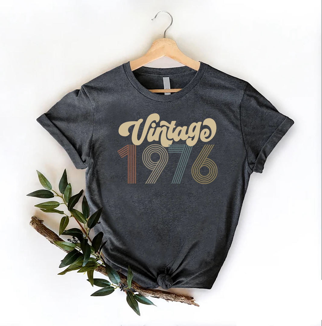 Vintage 1976 T Shirts for Women 50th Birthday Shirts Gifts Born in 1976 Tshirt Retro Short Sleeve Tee Tops (Gray, L)