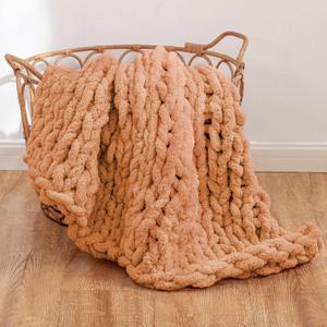 WESHIONGOO Chunky Knit Blanket Throw 40"40" Knitted Throw Blankets for Couch Bed Fluffy Soft Blanket with Jumbo Chenille Yarn Thick 100% Handmade 