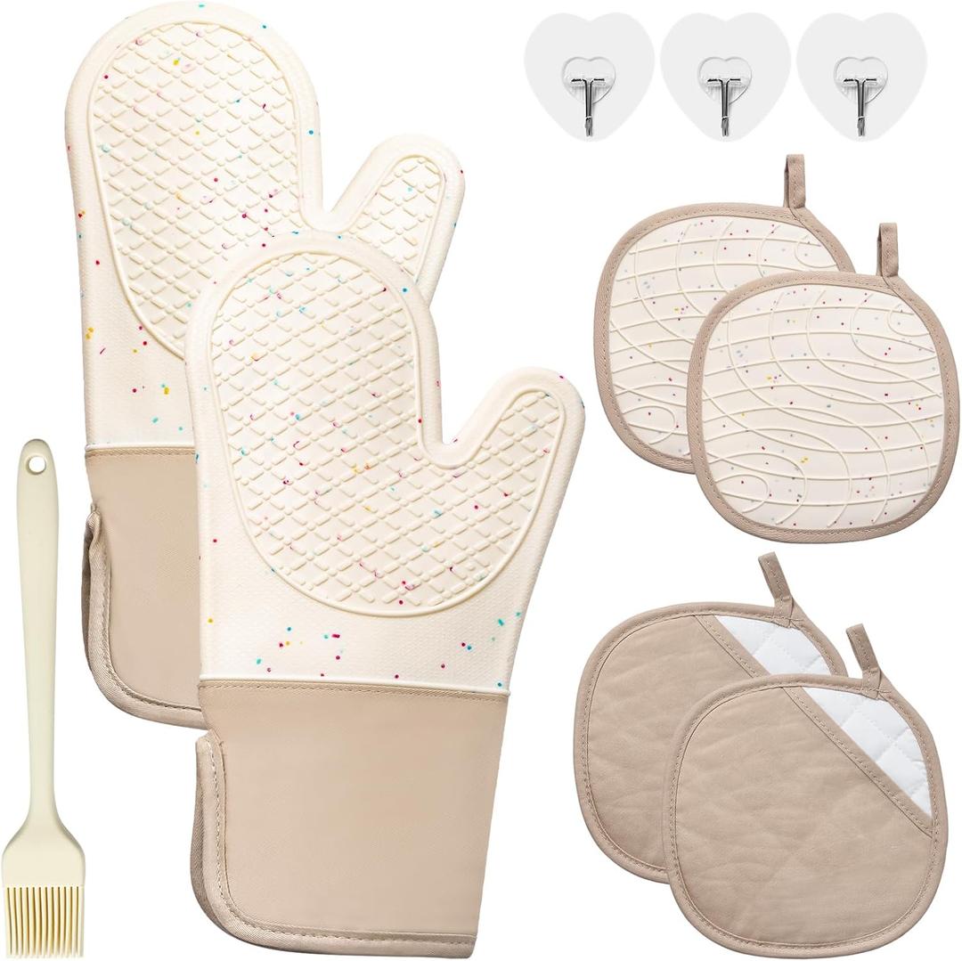 7 PCS Kitchen Oven Mitts and Pot Holders Cooking Mittens Heat Resistant 500F Silicone Oven Mitts Soft Cotton Lining Non-Slip Oven Mittens for Kitchen Baking BBQ Cooking with Hook Up Oil Brush(Cream)