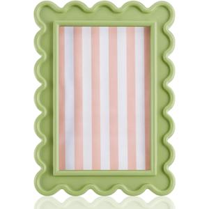 4x6 Inches Light Green Flower Wavy Scalloped Picture Frame Cute Wavy Edge Wooden Real Glass Photo Frame for Desktop Display Home Decor Family Friends Wedding Graduation Gifts