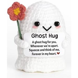 Unique Friendship Birthday Gift for Bestie Her Him – Long Distance Thinking of You Gift for Women Men – Handmade Crochet Ghost Hug Ornament Thoughtful Boo Spooky Relationship Decor for Goodbye