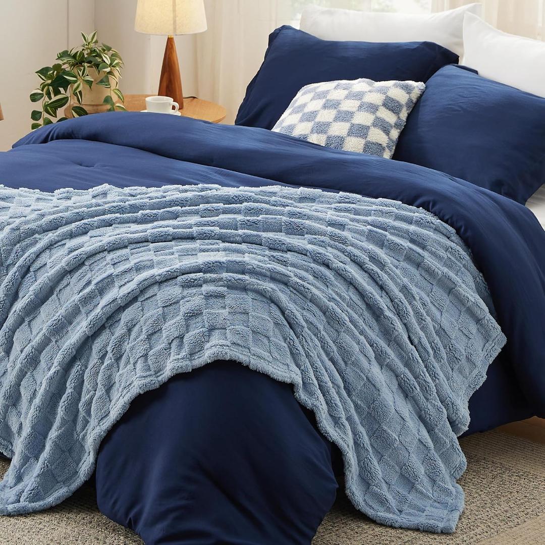 Bedsure Full Comforter Set 5 Pieces - Bed in a Bag with Checkered Throw Blanket and Decorative Pillow, Lightweight Bedding Comforter Sets, All Season Boho Bedding, Navy Blue (04 - Navy Plaid)