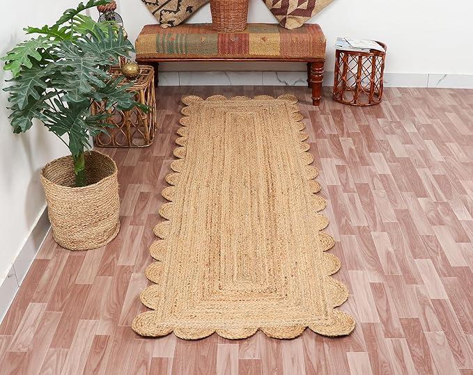Hand Woven Natural Jute Scalloped Rug, Reversible Boho Entry Area Rugs for Kitchen, Living Room, Farmhouse Indoor Outdoor Decorative Floor-Rug, Bohemian Style Size 2x6 Ft