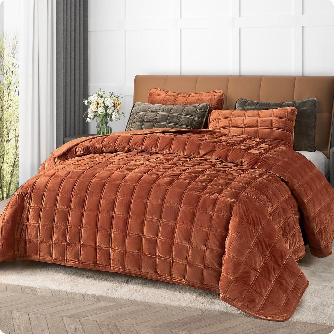 Fleeco Double-Side Velvet Quilt King Size Comforter Set, Reversible108 x 96" Lightweight Velvet Bedding Set, Ultra Soft Bedspread with 2 Matching Shams, for All Seasons, Burnt Orange