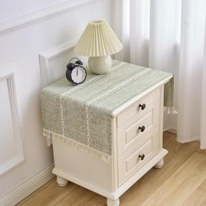Small Bedside Tablecloth Nightstand Cover Cloth with Tassels Rustic Farmhouse End Table Cloth Linen Side Table Cover Suitable for Living Room Spring Summer Wedding Home Decor, Green
