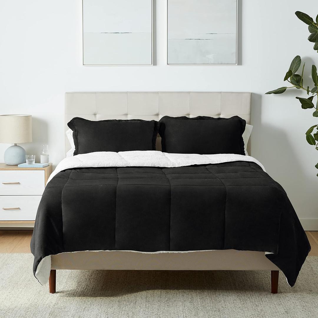 Amazon Basics 3-Piece Micromink Sherpa Bedding Set, Ultra-Soft, Warm All Season Comforter, Full/Queen, Black, Reversible
