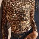 SHENHE Women's Casual Leopard Print Long Sleeve Tops Round Neck Slim Fitted Twist Front Shirt (Brown, L)