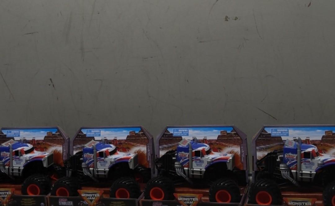 4 MONSTER JAM, Monster Truck Toys