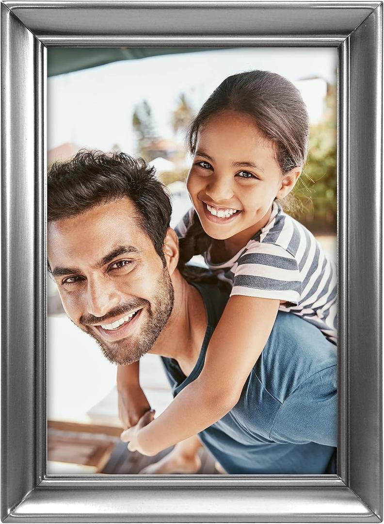 Malden International Designs 192-57 Concourse Pewter Metal Picture Frame, 5x7, Silver