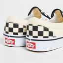 Vans Women's UA Classic Slip-On Sneakers (White) US Men 3.5/US Women 5