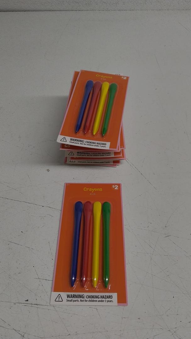 SEASONAL SELEBRATIONS FORT MILL CRAYONS 4ct 11pcs