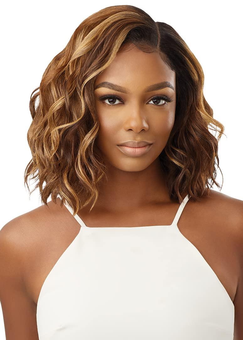 Outre Lace Front Wig - Sleeklay Part -NYLA (DR4/GOLDEN HONEY BLONDE)