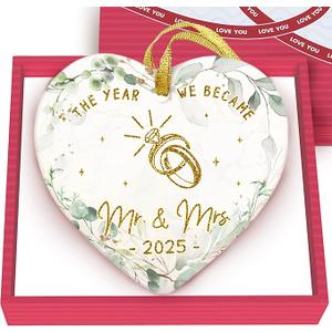 GOSSBY Wedding Ornament 2025 - The Year WE Became MR MRS - 2025 Wedding Gift for Couple - Bridal Shower, Newlywed, Just Married, Mr Mrs Gift for Bride Groom - 1st Married Couple Christmas Decor,
Pack of 2