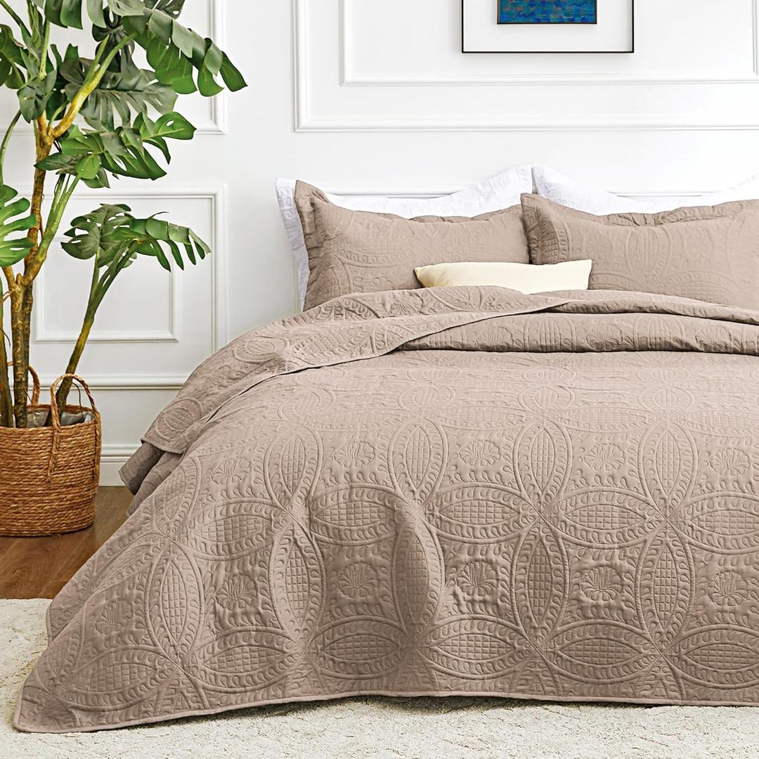 Love's cabin Quilts for Full Bed Burlwood Bedspreads Bedding Set - Lightweight Bedspread Comforter - Coin Pattern Bedding Coverlet for All Season - 3 Pieces (1 Quilt, 2 Pillow Shams) (Full (80"x90"))