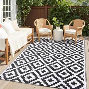 OLANLY Waterproof Outdoor Rug 5x8 ft, Outdoor Plastic Straw Rug for Camping, RV Mat Outside, Indoor Outdoor Carpet for Porch, Deck, Backyard, Balcony, Picnic, Black & White (5 x 8 Feet)