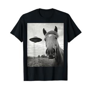 Funny Horse Selfie with Alien UFO Funny UFO Horse T-Shirt XL