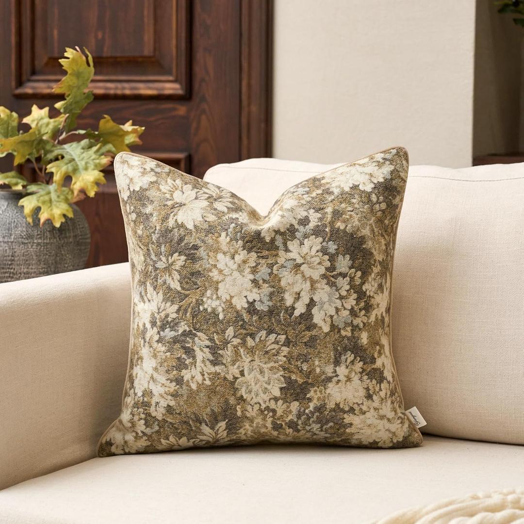 Yangest Neutral Floral Pillow Cover 20 x 20 Inches, Vintage Chenille Square Throw Pillow Cover Soft Decorative Farmhouse Accent Couch Pillow Cover for Living Room Bedroom, Beige
