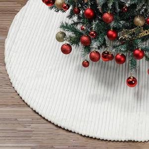 72 Inch Christmas Tree Skirt with Stripe Textured Pattern Faux Fur White Christmas Tree Skirt Soft Beige Boho Xmas Trees Decorations Luxury Faux Fur Xmas Decorations for Party Home Decor
